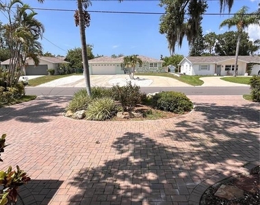 378 Westwinds Drive - Photo Thumbnail 44