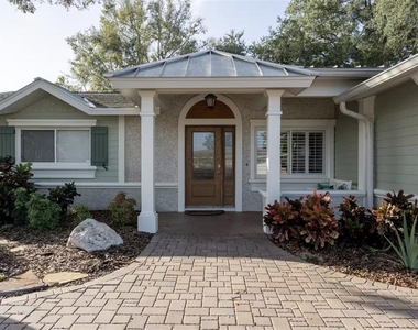 378 Westwinds Drive - Photo Thumbnail 1