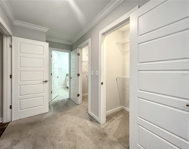 3715 W Wisconsin Avenue - Photo Thumbnail 48