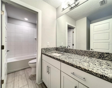 3715 W Wisconsin Avenue - Photo Thumbnail 33