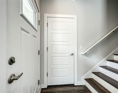 3715 W Wisconsin Avenue - Photo Thumbnail 7