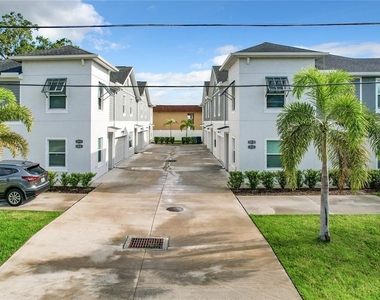 3715 W Wisconsin Avenue - Photo Thumbnail 4