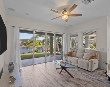 2515 Portico Street - Photo Thumbnail 6