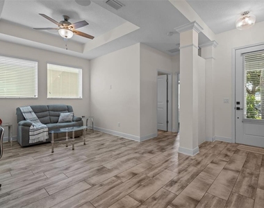 2515 Portico Street - Photo Thumbnail 2