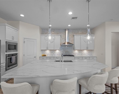 2515 Portico Street - Photo Thumbnail 4