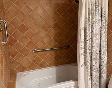 2720 Goldenrod Street - Photo Thumbnail 12