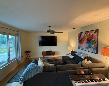 2720 Goldenrod Street - Photo Thumbnail 1