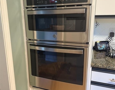 2720 Goldenrod Street - Photo Thumbnail 6