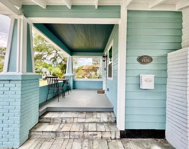 5907 N Ola Avenue - Photo Thumbnail 4