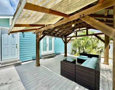 5907 N Ola Avenue - Photo Thumbnail 31