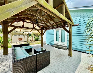 5907 N Ola Avenue - Photo Thumbnail 32