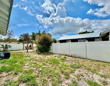 5907 N Ola Avenue - Photo Thumbnail 38