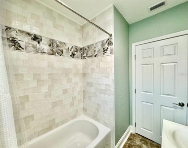 5907 N Ola Avenue - Photo Thumbnail 20