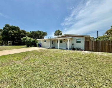 4406 W Trilby Avenue - Photo Thumbnail 2