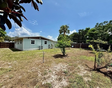 4406 W Trilby Avenue - Photo Thumbnail 35