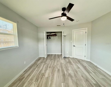 4406 W Trilby Avenue - Photo Thumbnail 16
