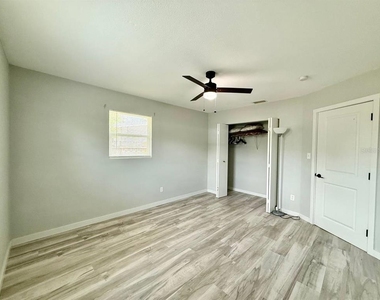 4406 W Trilby Avenue - Photo Thumbnail 17