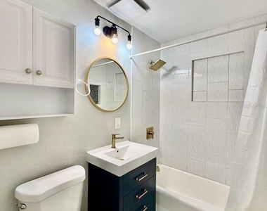 4406 W Trilby Avenue - Photo Thumbnail 22