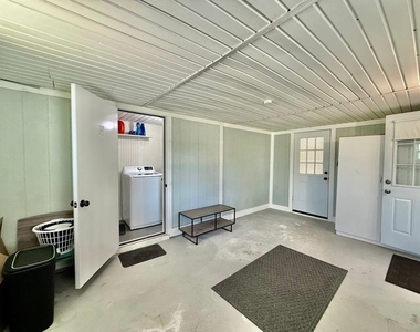 4406 W Trilby Avenue - Photo Thumbnail 25