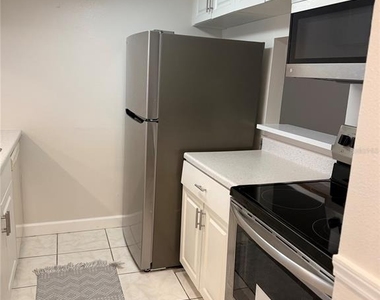 7128 Waterside Drive - Photo Thumbnail 5