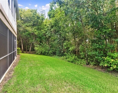 852 Lantern Way - Photo Thumbnail 42