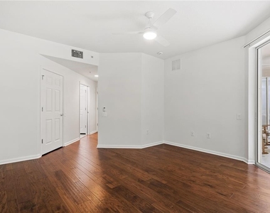 852 Lantern Way - Photo Thumbnail 28