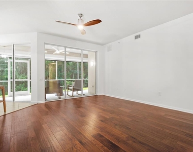 852 Lantern Way - Photo Thumbnail 16