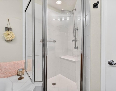 852 Lantern Way - Photo Thumbnail 32