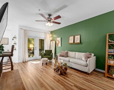 2010 E Palm Avenue - Photo Thumbnail 3