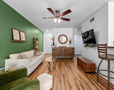 2010 E Palm Avenue - Photo Thumbnail 1