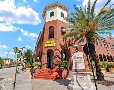 2010 E Palm Avenue - Photo Thumbnail 13