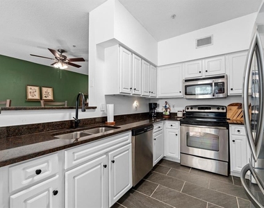 2010 E Palm Avenue - Photo Thumbnail 7