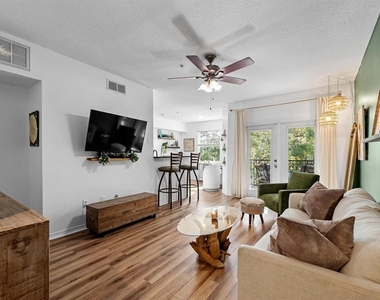 2010 E Palm Avenue - Photo Thumbnail 2