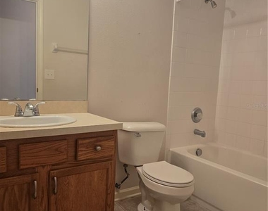 31125 Hannigan Place - Photo Thumbnail 14