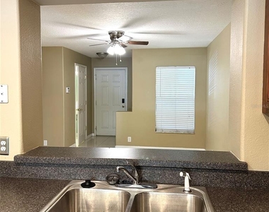 2568 Hidden Cove Lane - Photo Thumbnail 9