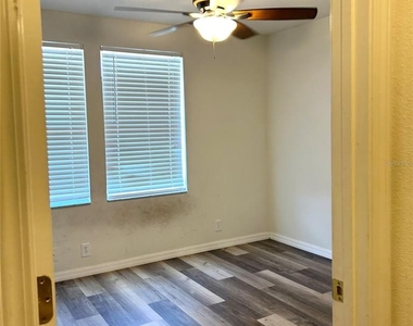 2568 Hidden Cove Lane - Photo Thumbnail 11