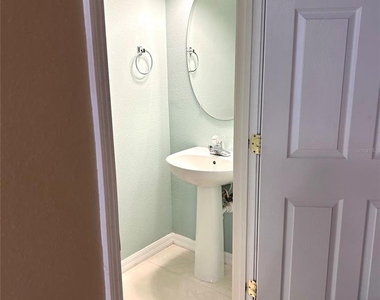 2568 Hidden Cove Lane - Photo Thumbnail 28