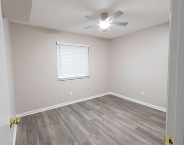 39132 County Road 54 - Photo Thumbnail 7