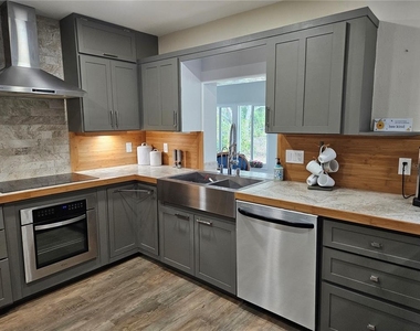 1508 Flamingo Lane - Photo Thumbnail 17