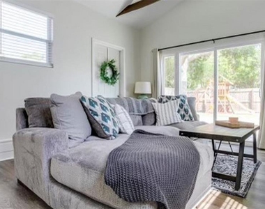4629 4th Avenue N - Photo Thumbnail 15