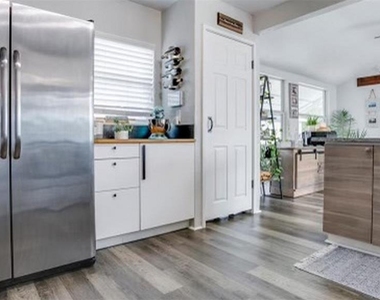 4629 4th Avenue N - Photo Thumbnail 9