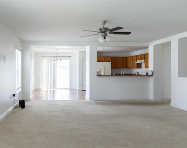 1631 Perdido Court - Photo Thumbnail 4