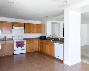 1631 Perdido Court - Photo Thumbnail 7