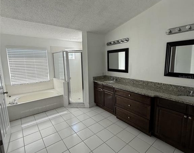3211 Brewster Drive - Photo Thumbnail 8