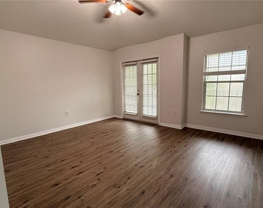 7129 Red Lantern Drive - Photo Thumbnail 13