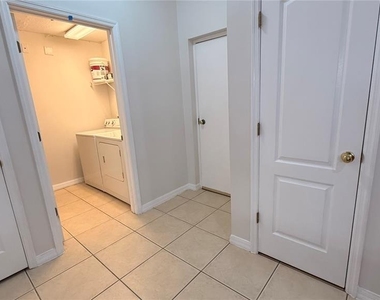 7129 Red Lantern Drive - Photo Thumbnail 15