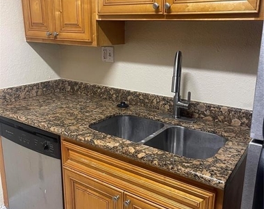 4769 S Texas Avenue - Photo Thumbnail 8