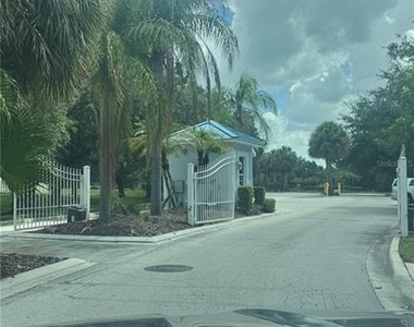 2015 Grand Oak Drive - Photo Thumbnail 34