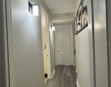2015 Grand Oak Drive - Photo Thumbnail 32