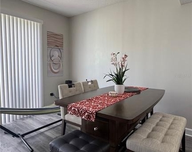 2015 Grand Oak Drive - Photo Thumbnail 12